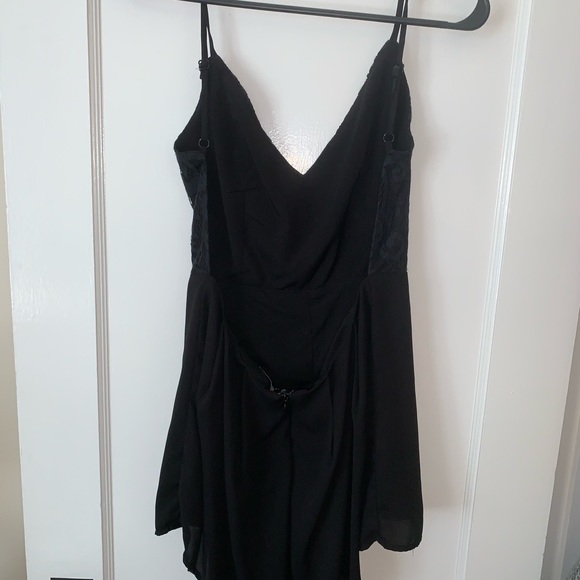 Tobi open back romper - Picture 4 of 4
